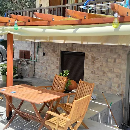 Prosforio Apartment